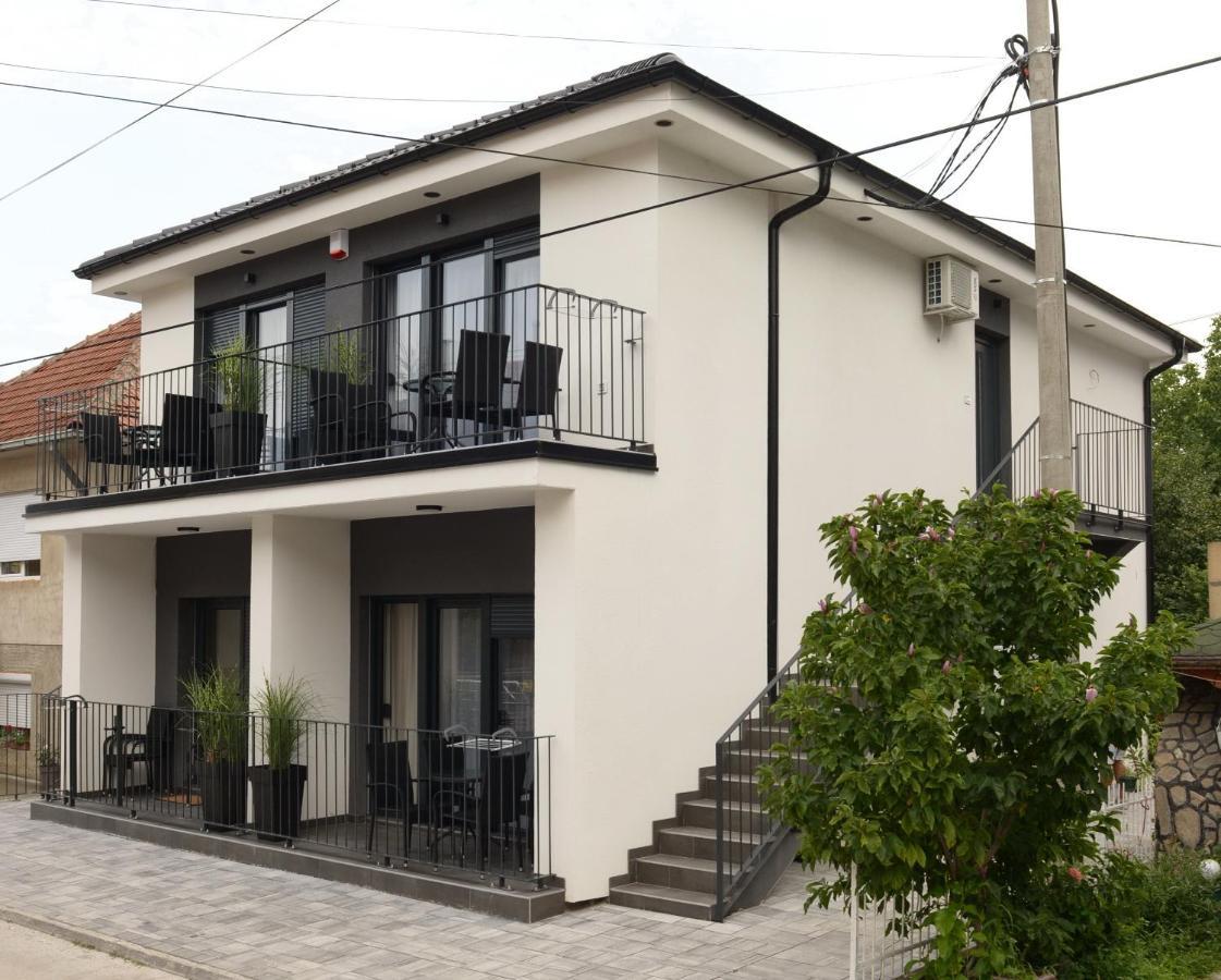 9 Apartments Jagodina Eksteriør bilde